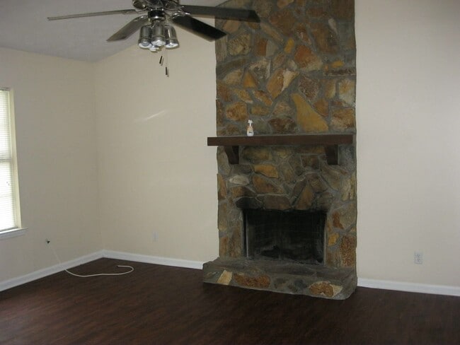 Photo - cute house in Ga town