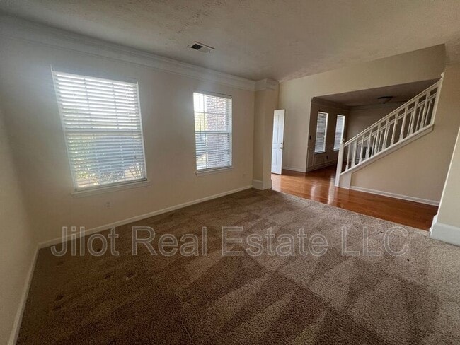 Photo - 1640 Bennett Dr