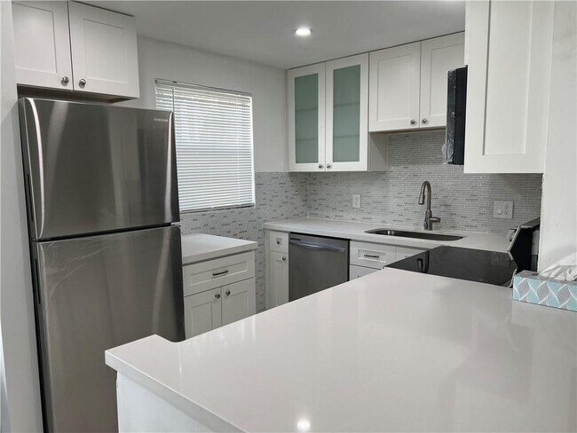 Photo - 321 Newport V Unit 321