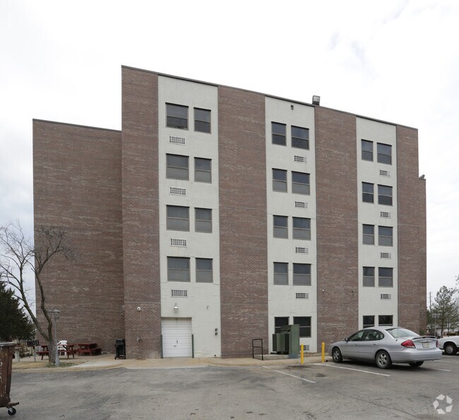Photo - Vantage Point Apartments