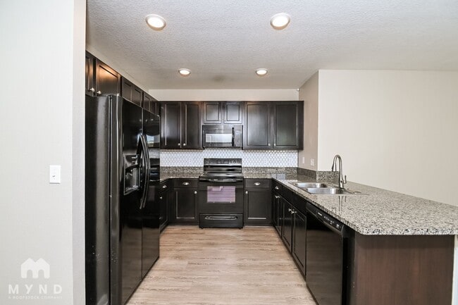 Photo - 11161 Leland Groves Dr