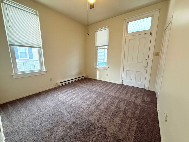 Photo - 154 E Main St Unit 1