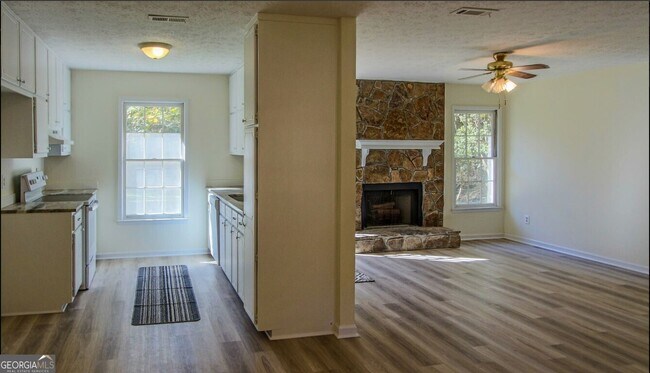 Photo - 211 Meadow Run