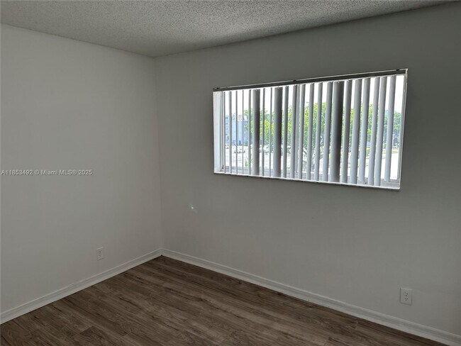 Photo - 8540 N Sherman Cir