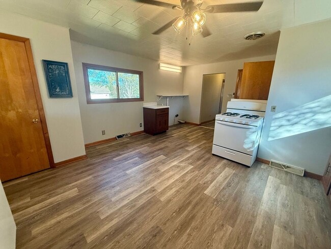 Photo - 3 Bed 1.5 Bath Single Family Home in Elcho