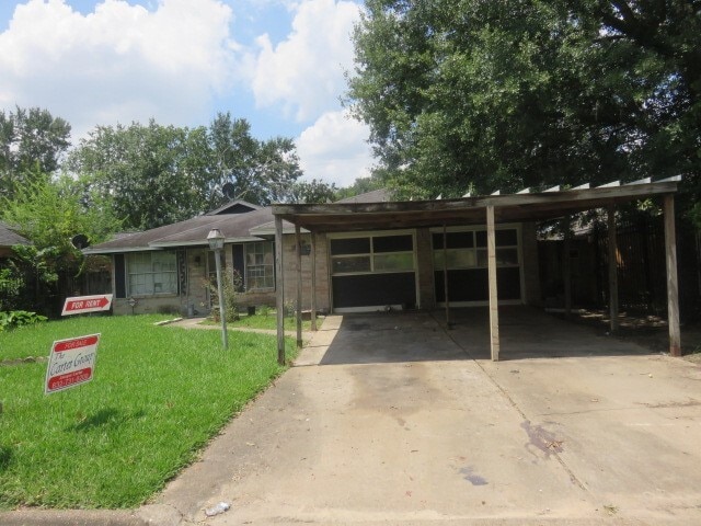 Building Photo - 8811 Burford Ln Rental