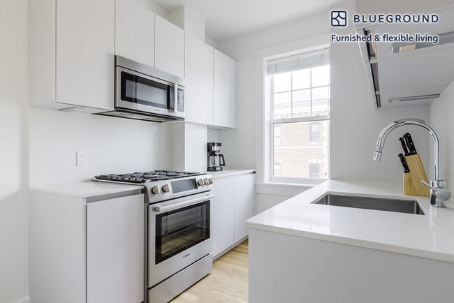 Photo - 18 Forest St Unit FL4-ID1112