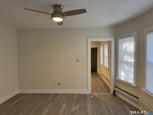 Photo - 393 Newhall St