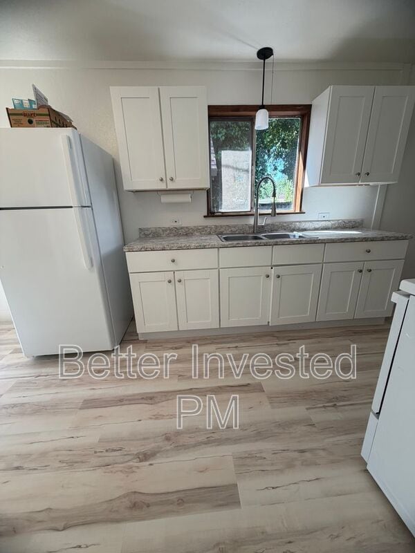 Photo - 8830 East Rd