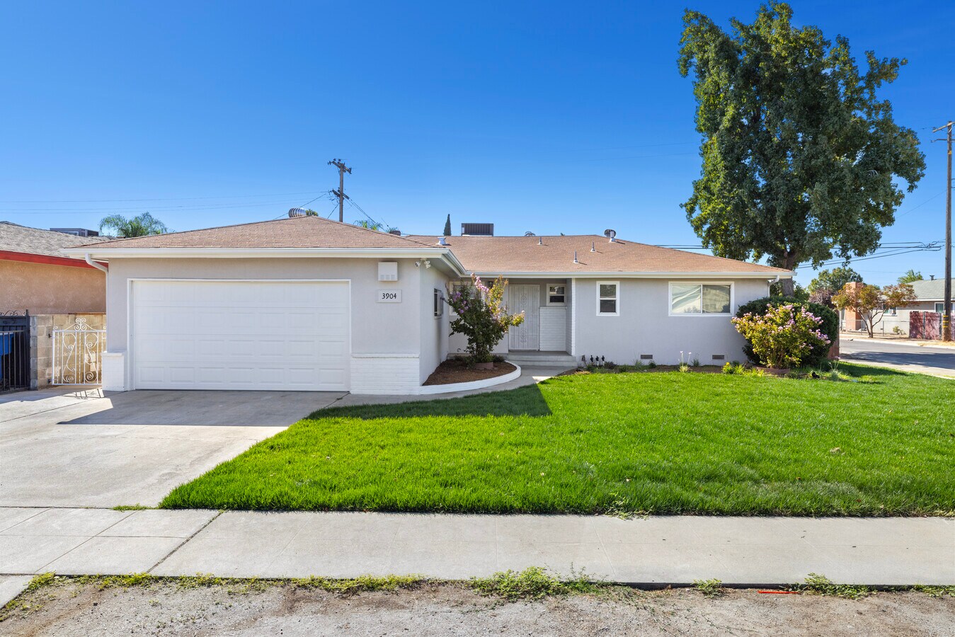 Photo - 3904 E Hampton Way