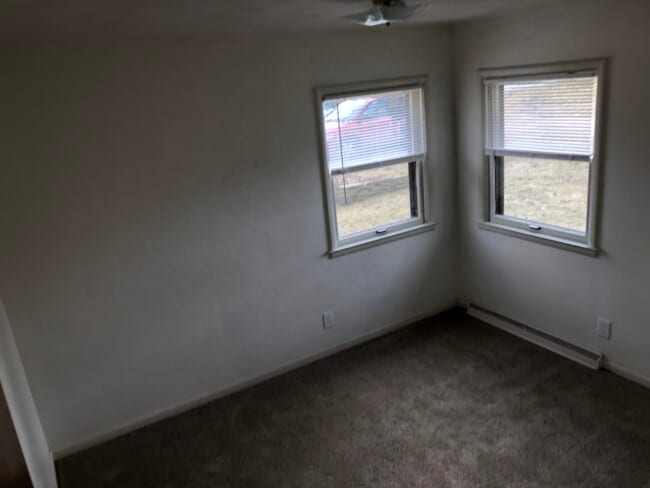 Photo - 1879 E G Ave