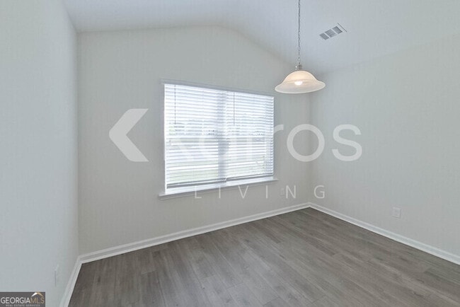 Photo - 108 St Phillip Wy