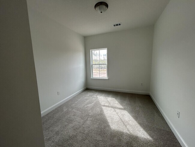 Photo - 23 McClelland Rd