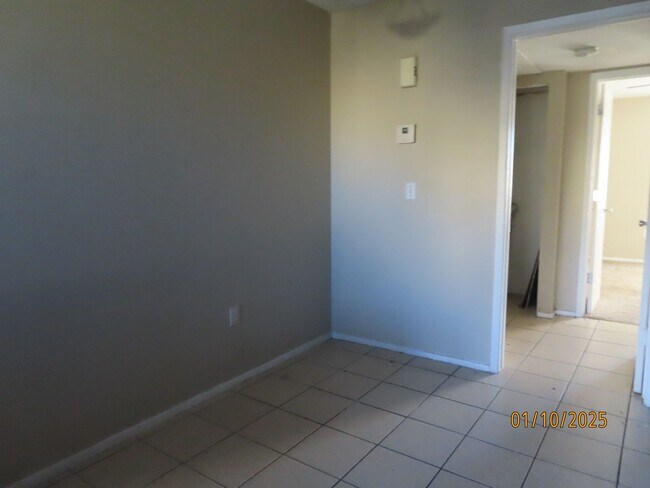 Photo - 1 bedroom 1-Bath Condo  Bldg. 6 Unit #333 Gated Community