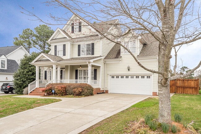 4 bedroom home with fenced yard close to D... - 4 bedroom home with fenced yard close to D...