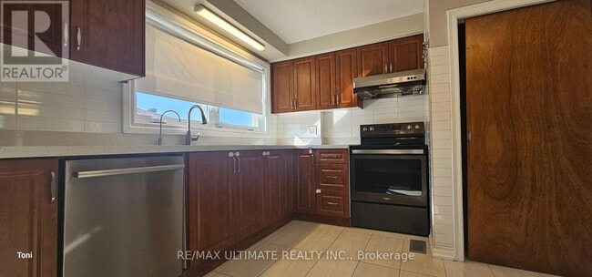 Photo - 187 Epsom Downs Dr