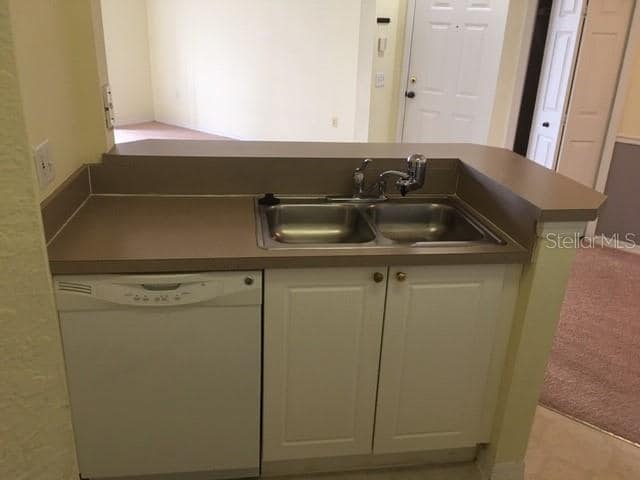 Photo - 5180 Northridge Rd Unit 308