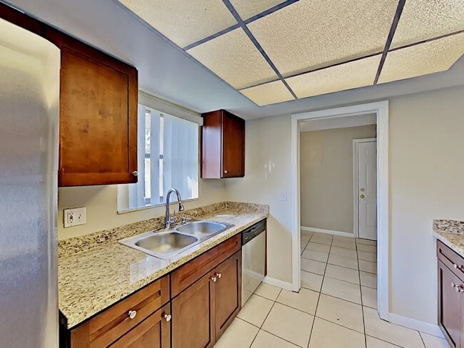 Photo - 2242 NE 62nd St