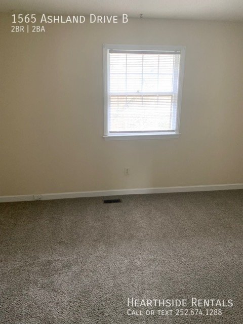 Photo - 1565 Ashland Dr