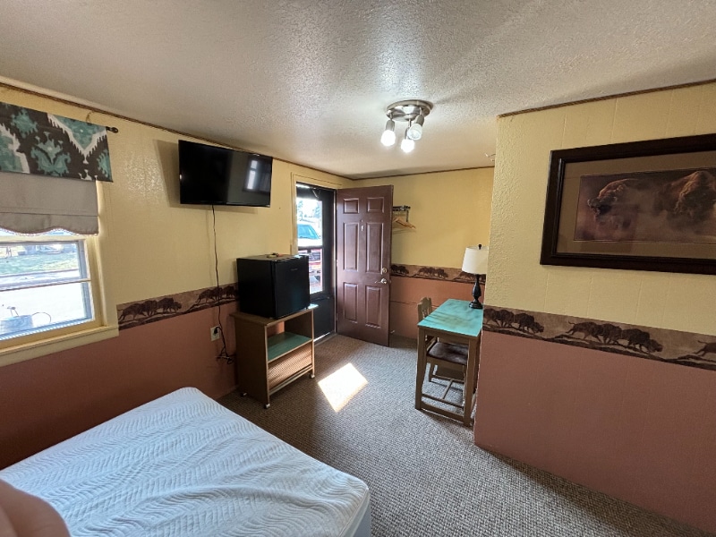 Photo - 19022 US HWY 85