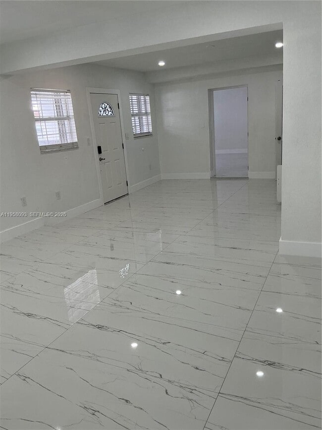 Photo - 14821 SW 104th Ave