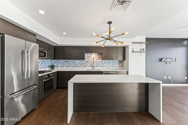 Photo - 200 W Portland St Unit 715