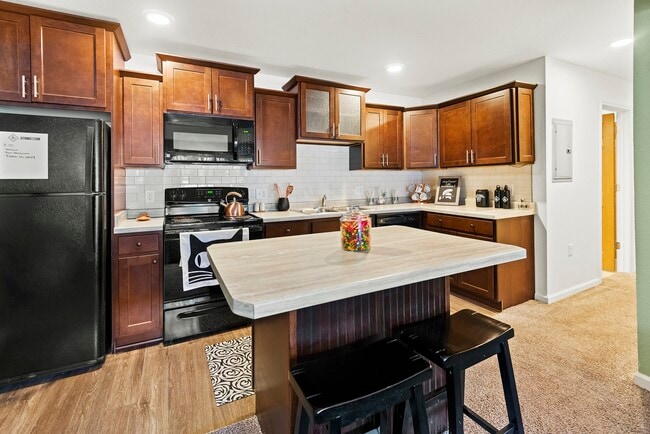 Photo - Cedar Village Apartments