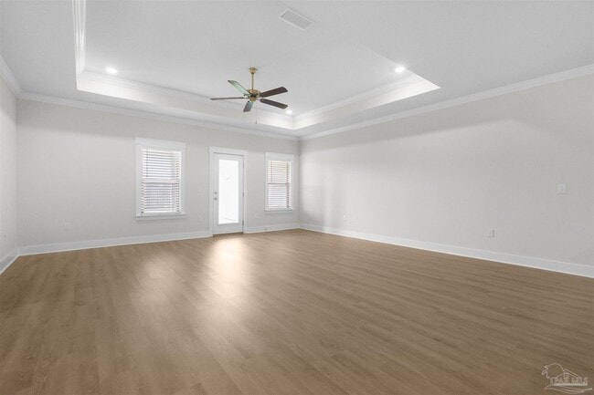 Photo - 704 Brambling Ct