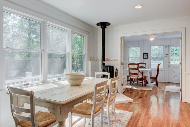 Photo - 27 Deep 6 Dr