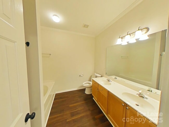 Photo - 5418 Franklin Springs Cir