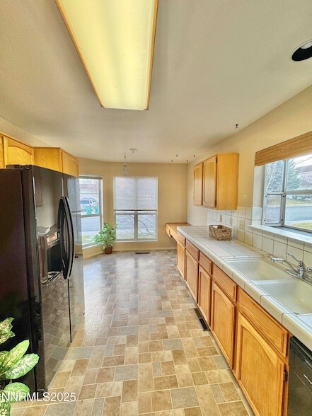 Photo - 923 Edgecliff Dr