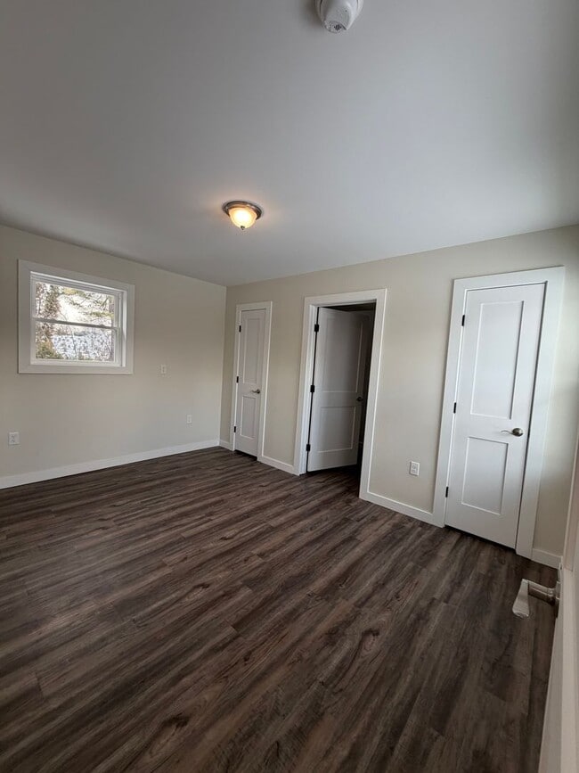 Photo - Beautifully remodeled and completed 1 bedroom apartment. FREE MONTH OF RENT!* Unidad 14311 Rt. 9W -  10