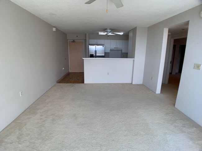 Photo - Salt Lake (Honolulu-Country Club Village 6) - 2 bed, 1 bath, 2 parking stalls