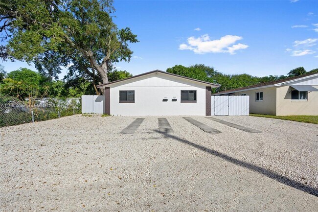 Photo - 511 NW 93rd St Unit 511