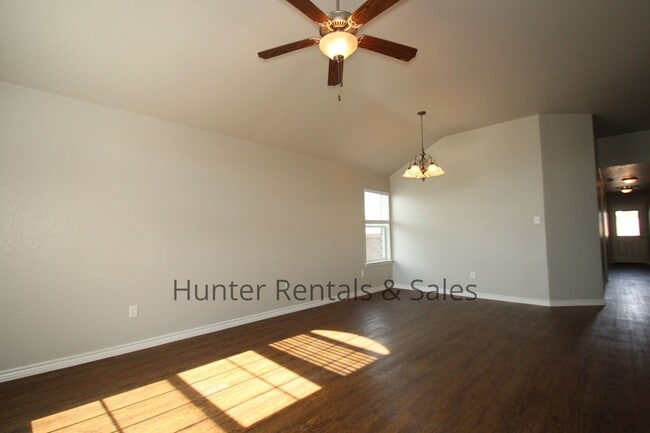 Photo - Luxury Duplex Close to Texas A&M-Central T...