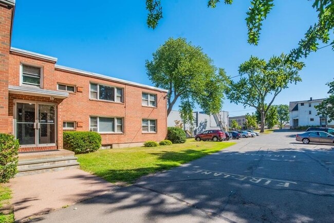 353 A Main Street