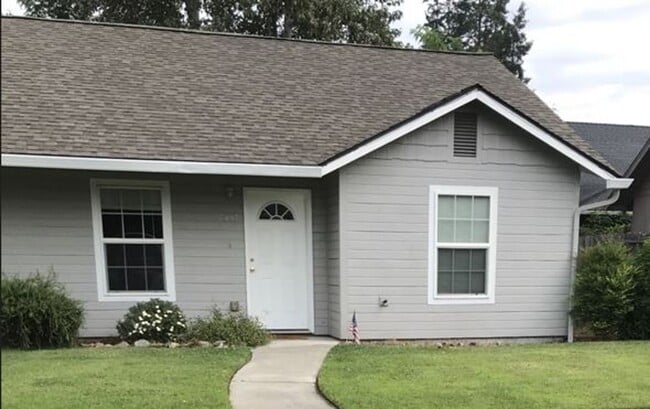 Building Photo - 2 Bedroom 2 Bathroom Home Unit 1337