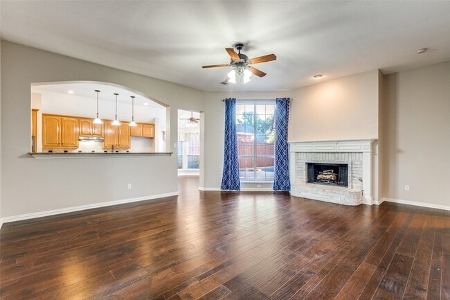 Photo - 4312 Helston Dr
