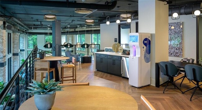 Photo - 400 Bishop St NW Unit 2E