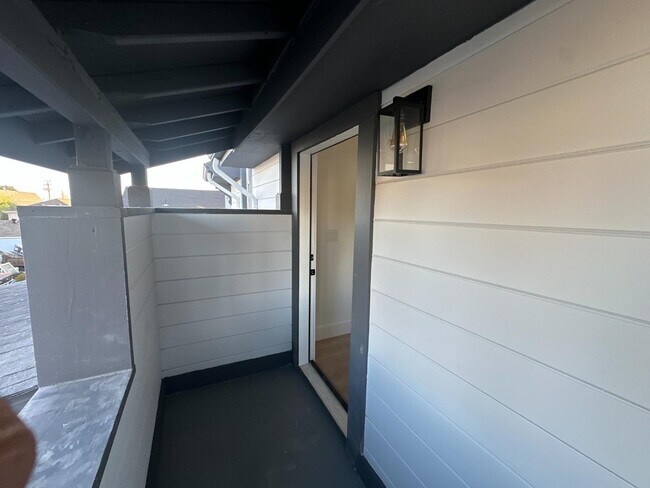 Photo - 3238 Adeline St