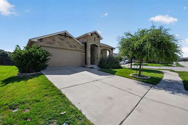 Photo - 1919 Mexia Dr