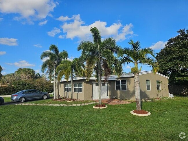 Building Photo - 2586 NW 58th Ave Rental