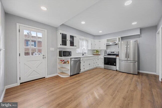 Photo - 455 Delmar St