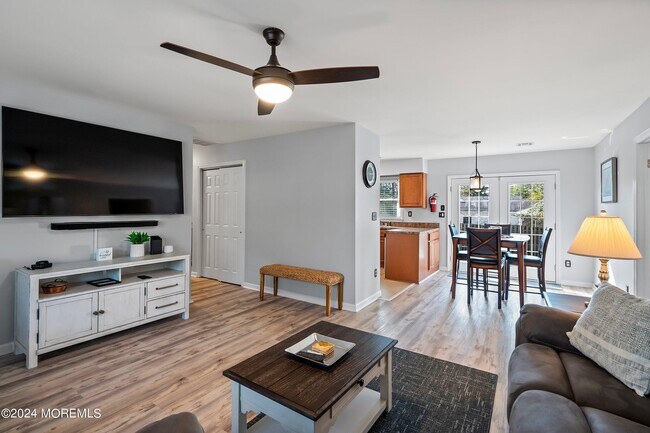 Photo - 209 Sinclair Ave