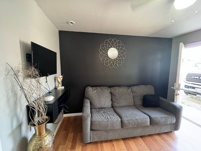 Photo - 1402 N 2nd St