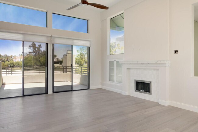 Photo - 8989 N Gainey Center Dr Unit 225