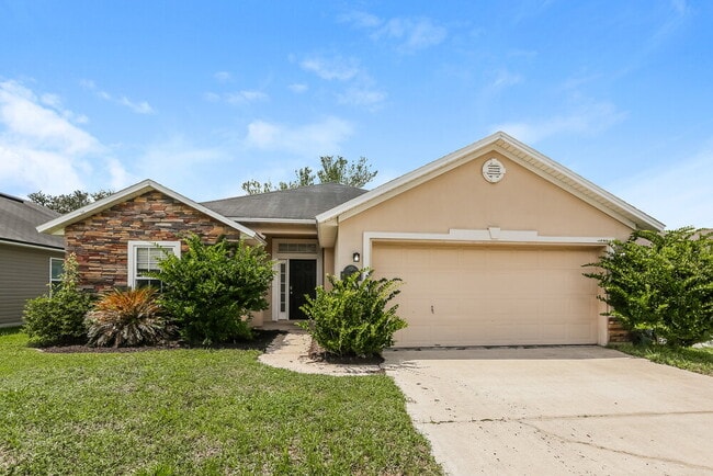 Building Photo - 12099 Hayden Lakes Cir