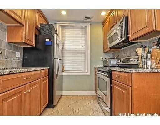 Photo - 84 Gordon St Unit 2