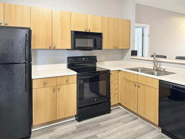 Photo - 302 Campus Walk Trl