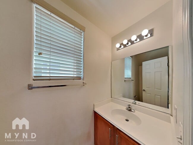 Photo - 244 Wilted Jasmine Ct